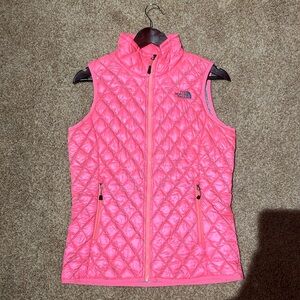 North face vest